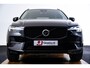 Volvo XC60 2.0 T8 Plug-in hybrid AWD Ultimate Dark Trekhaak - Panoramadak - Head-up - Stuurwielverwarming - Harman Kardon - Adaptieve cruise - 360° Surround View