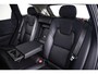 Volvo XC60 2.0 T8 Plug-in hybrid AWD Ultimate Dark Trekhaak - Panoramadak - Head-up - Stuurwielverwarming - Harman Kardon - Adaptieve cruise - 360° Surround View