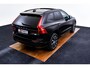 Volvo XC60 2.0 T8 Plug-in hybrid AWD Ultimate Dark Trekhaak - Panoramadak - Head-up - Stuurwielverwarming - Harman Kardon - Adaptieve cruise - 360° Surround View