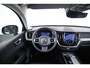Volvo XC60 2.0 T8 Plug-in hybrid AWD Ultimate Dark Trekhaak - Panoramadak - Head-up - Stuurwielverwarming - Harman Kardon - Adaptieve cruise - 360° Surround View