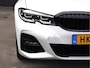 BMW 3-Serie Touring 320e M Sport PHEV | Live Cockpit Pro | Comfort Access | Shadow Line