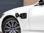 BMW 3-Serie Touring 320e M Sport PHEV | Live Cockpit Pro | Comfort Access | Shadow Line