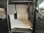 Peugeot e-Expert Long Premium 75 kWh 3-zits Automaat Airco Navigatie