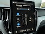 Volvo XC60 2.0 T8 Plug-in hybrid AWD Plus Black Edition Panoramadak / T8 - 455PK / Harman Kardon / Stuur- Stoelverwarming / 21" / Memory seats / 360 graden camera / Grote accu / AWD