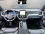 Volvo XC60 2.0 T8 Plug-in hybrid AWD Plus Black Edition Panoramadak / T8 - 455PK / Harman Kardon / Stuur- Stoelverwarming / 21" / Memory seats / 360 graden camera / Grote accu / AWD