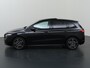 Mercedes-Benz B-klasse 250e Business Solution AMG | Panoramaschuifdak | Night | Winter pakket | Trekhaak | Stoelverwarming |