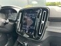 Volvo XC40 2.0 B4 R-Design | Pilot Assist | Trekhaak | Camera | Keyless |