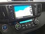 Toyota RAV4 2.5 Hybrid AWD Style | Trekhaak - 1650 KG trekgewicht | Stoel+stuurverwarming | 360 Camera | Parkeersensoren voor+achter | Elektrische achterklep | Navigatie | Cruise Control Adaptive | Achteruitrijcamera |