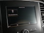 Renault Megane Estate 1.2 TCe Life - Trekhaak - Stoelverwarming - Clima - Allseasons - Sensor achter - Airco