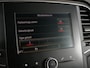 Renault Megane Estate 1.2 TCe Life - Trekhaak - Stoelverwarming - Clima - Allseasons - Sensor achter - Airco