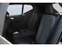 Volvo XC40 2.0 177PK Automaat Plus Black Edition 20" lichtmetalen velgen / Google infotainment / Stoelverwarming en Stuurwielverwarming / Draadloos opladen / Cruise control / Getinte ramen vanaf de B-stijl
