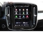Volvo XC40 2.0 177PK Automaat Plus Black Edition 20" lichtmetalen velgen / Google infotainment / Stoelverwarming en Stuurwielverwarming / Draadloos opladen / Cruise control / Getinte ramen vanaf de B-stijl