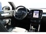 Volvo XC40 2.0 177PK Automaat Plus Black Edition 20" lichtmetalen velgen / Google infotainment / Stoelverwarming en Stuurwielverwarming / Draadloos opladen / Cruise control / Getinte ramen vanaf de B-stijl
