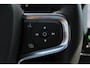 Volvo XC40 2.0 177PK Automaat Plus Black Edition 20" lichtmetalen velgen / Google infotainment / Stoelverwarming en Stuurwielverwarming / Draadloos opladen / Cruise control / Getinte ramen vanaf de B-stijl
