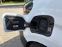Citroën E-Jumpy Combi L2 75kWh 136pk | 8 jaar garantie | 2,9% financial lease | 9-persoons | Achterklep | Airco | Bluetooth radio | Cruise control | Bestuurdersstoel comfort met armsteun | van €60.196 voor €46.308 incl. BTW rijklaar | TAXI ombouw mogelijk