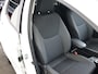 Toyota Yaris 1.5 Hybrid Dynamic | Dealer onderhouden | Navigatie | Apple CarPlay/Android Auto | Climate Control | Cruise Control Adaptive | Achteruitrijcamera | Keyless entry/Start |