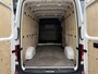 Volkswagen Crafter 30 2.0 TDI 177PK L3H3 | Adapt. cruisec. | Trekhaak | Carplay | Navi | Camera