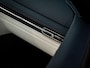 Aston Martin DB12 Volante 4.0 V8 | Bowers & Wilkins