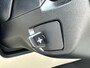 BMW 5-Serie 520e High Executive / Elektrische stoelen & geheugen / Stuur- en stoelverwarming / Apple Carplay Android / 18" LM wielen / wit Leer / EAER 52 km