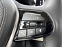 BMW 5-Serie 520e High Executive / Elektrische stoelen & geheugen / Stuur- en stoelverwarming / Apple Carplay Android / 18" LM wielen / wit Leer / EAER 52 km