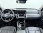 Kia Sorento 1.6T-GDI 230PK Hybrid Aut. 7-Persoons Adap.Cruise Leder Panoramadak Bose®-Audio Stuur+Stoel+Achterbank Verwarming Elek.Stoelen Apple Carplay Android Auto DynamicPlusLine Elek.Achterklep Keyless Ecc Navi Camera Pdc Privacy Glas Lmv 19" Led DAB Isofix 1e Eigenaar 1.650KG Trekgewicht Origineel Nederlandse Auto