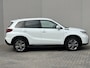 Suzuki Vitara 1.4 Boosterjet Smart Hybrid Select / 10 Jaar fabrieksgarantie mogelijk / Dealer onderhouden / Adaptieve Cruise Control / Camera / Navigatie / DAB / Apple Carplay/Android Auto / 17" LM wielen & All Season banden /