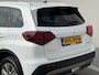 Suzuki Vitara 1.4 Boosterjet Smart Hybrid Select / 10 Jaar fabrieksgarantie mogelijk / Dealer onderhouden / Adaptieve Cruise Control / Camera / Navigatie / DAB / Apple Carplay/Android Auto / 17" LM wielen & All Season banden /