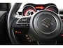 Suzuki Swift 1.2 Style Smart Hybrid | Trekhaak | Keyless Entry | Stoelverwarming | Navigatie | Climate Control |