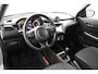 Suzuki Swift 1.2 Style Smart Hybrid | Trekhaak | Keyless Entry | Stoelverwarming | Navigatie | Climate Control |