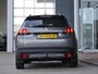 Peugeot 2008 1.2 PureTech GT-line | 110PK | Trekhaak | Achteruitrijcamera | 17 inch lichtmetalen velgen | Apple carplay/Andriod auto | Dakrails | Climate control | Cruise control