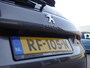Peugeot 2008 1.2 PureTech GT-line | 110PK | Trekhaak | Achteruitrijcamera | 17 inch lichtmetalen velgen | Apple carplay/Andriod auto | Dakrails | Climate control | Cruise control