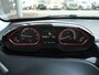 Peugeot 2008 1.2 PureTech GT-line | 110PK | Trekhaak | Achteruitrijcamera | 17 inch lichtmetalen velgen | Apple carplay/Andriod auto | Dakrails | Climate control | Cruise control
