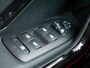 Peugeot 2008 1.2 PureTech GT-line | 110PK | Trekhaak | Achteruitrijcamera | 17 inch lichtmetalen velgen | Apple carplay/Andriod auto | Dakrails | Climate control | Cruise control