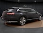 Volkswagen Arteon Shooting Brake 1.4 TSI eHybrid R-Line | Pano Dak | Camera | ACC | Elek. Achterklep | Stoelverwarming | Getint Glas | 19''|