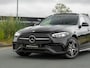 Mercedes-Benz C-klasse Estate 300 e AMG|Pano|Massage|Burmester®|Trekhaak|Stoelventilatie|Airbalance|Stoelverw.|Stuurverw.|Camera 360°|Sfeerverlichting|