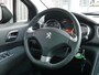 Peugeot 3008 1.2 PureTech Style | Trekhaak | Panoramadak | Lichtmetalen velgen | Achteruitrijcamera | Climate control | Cruise control | Navigatie | Regensensor
