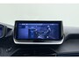 Peugeot 208 1.2 Hybrid 145 e-DCS6 GT | Stoelverwarming | Cruise control | Apple carplay/Android auto | Elek. verstelbare stoelen | Achteruitrijcamera | Kunstlederen/Alcantara bekleding | Massagefunctie | Stuurbediening