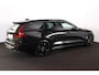 Volvo V60 T8 Performance AWD Plus Dark - Panoramisch schuif-/kanteldak - Intellisafe Assist/Surround - Lederen bekleding - Head-up Display - 360 graden camera - Verwarmbare voorstoelen - Verwarmbaar stuurwiel - Getint glas - 19' Glossy Black velgen - Polestar Optimalisatie