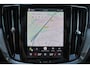 Volvo V60 T8 Performance AWD Plus Dark - Panoramisch schuif-/kanteldak - Intellisafe Assist/Surround - Lederen bekleding - Head-up Display - 360 graden camera - Verwarmbare voorstoelen - Verwarmbaar stuurwiel - Getint glas - 19' Glossy Black velgen - Polestar Optimalisatie