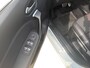 Renault Captur 1.6 E-Tech Hybrid 145 RS Line | Automaat | Full Hybride | Apple Carplay & Android Auto | Cruise & Climate Control | Camera | Parkeersensoren | Recent Onderhouden | 12 Maanden BOVAG Garantie
