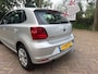 Volkswagen Polo 1.2 TSI Comfortline. nieuwstaat ! Wij zijn altijd de goedkoopste met de beste Vakgarage BOVAG service.