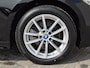BMW 3-Serie Touring 330e / SOH 95% / Dealer onderhouden / 1.500 kg Elektr. trekhaak / EAER 60 km / Apple Carplay Android Auto / Elektrische achterklep / Cruise control / Keyless start / Climate control / Navigatie / Parkeersensoren voor en achter /