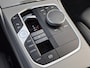 BMW 3-Serie Touring 330e / SOH 95% / Dealer onderhouden / 1.500 kg Elektr. trekhaak / EAER 60 km / Apple Carplay Android Auto / Elektrische achterklep / Cruise control / Keyless start / Climate control / Navigatie / Parkeersensoren voor en achter /