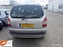 Opel Zafira 2.2-16V Comfort