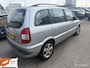 Opel Zafira 2.2-16V Comfort