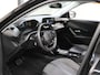 Peugeot e-2008 EV Allure 50 kWh 136PK | 1ste eigenaar | AppleCarPlay/AndroidAuto | Climate Control | Cruise Control | Keyless | FULL LED | Navigatie | LMV | Parkeersensoren | Privacy Glass | Isofix |