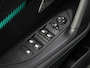 Peugeot e-2008 EV Allure 50 kWh 136PK | 1ste eigenaar | AppleCarPlay/AndroidAuto | Climate Control | Cruise Control | Keyless | FULL LED | Navigatie | LMV | Parkeersensoren | Privacy Glass | Isofix |