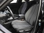 Peugeot e-2008 EV Allure 50 kWh 136PK | 1ste eigenaar | AppleCarPlay/AndroidAuto | Climate Control | Cruise Control | Keyless | FULL LED | Navigatie | LMV | Parkeersensoren | Privacy Glass | Isofix |