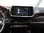 Peugeot e-2008 EV Allure 50 kWh 136PK | 1ste eigenaar | AppleCarPlay/AndroidAuto | Climate Control | Cruise Control | Keyless | FULL LED | Navigatie | LMV | Parkeersensoren | Privacy Glass | Isofix |
