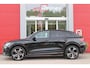 Audi Q3 Sportback 35 TFSI 150PK AUTOMAAT S EDITION | DRAADLOZE APPLE CARPLAY/ANDROID AUTO | ACHTERUITRIJ CAMERA | DODEHOEK DETECTIE | PARKEERSENSOREN VOOR + ACHTER | VIRTUAL COCKPIT | STOEL VERWARMING | ELEKTRISCH BEDIENBARE ACHTERKLEP | S-LINE INTERIEUR/EXTERIEUR | DAB+ RADIO | NAVIGATIE | VOLLEDIG LEDEREN BEKLEDING | DRAADLOZE TELEFOONLADER | KEYLESS ENTRY/START | CRUISE CONTROL | LED MATRIX KOPLAMPEN |